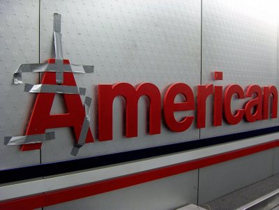 american-airlines-sign