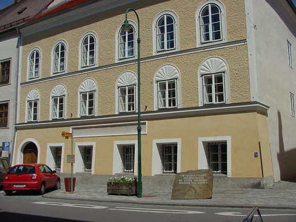 HitlerBirthplace02 HitlerBirthplace02