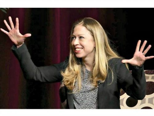 chelsea-clinton-hands-ap-640x480